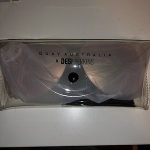 QUAYXDESI HIGH KEY SHADES rose gold/gold brand new